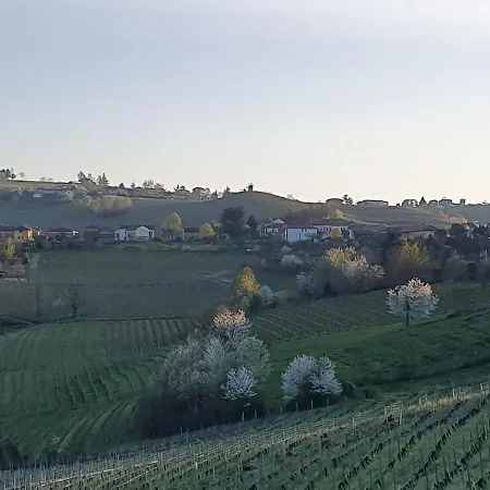 Casa Frutteto Private Garden In Monferrato 아파트